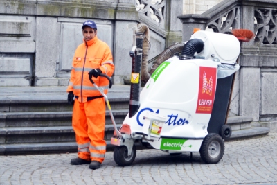 Les villes choisissent les aspirateurs de déchets urbains de chez Glutton.
