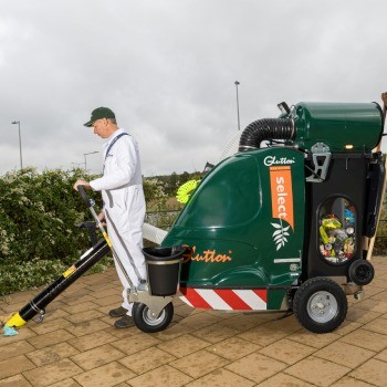 Les 3 raisons pour lesquelles l’aspirateur de déchets Glutton® Select® est indispensable pour un nettoyage urbain efficace